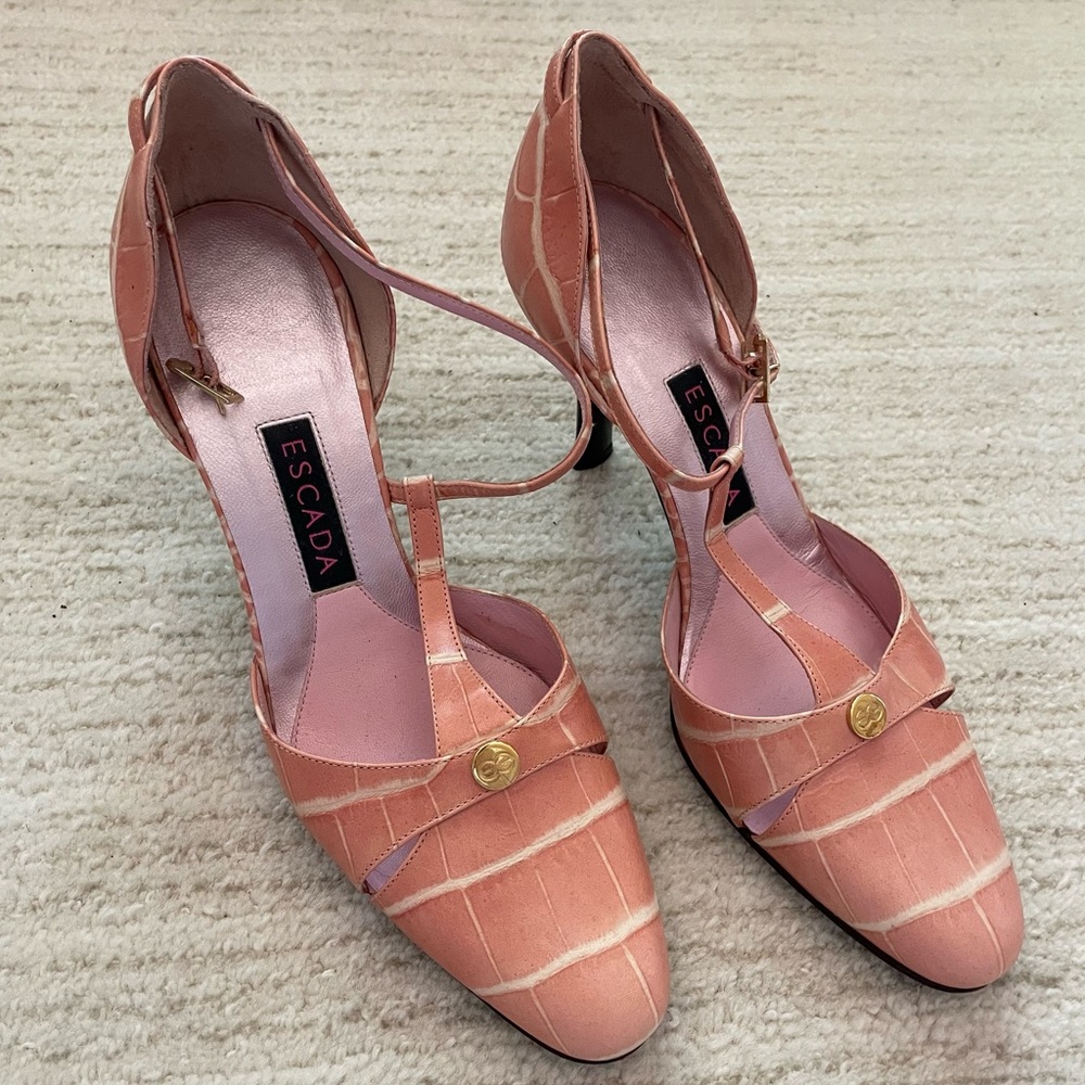 Pink vintage escada heels.